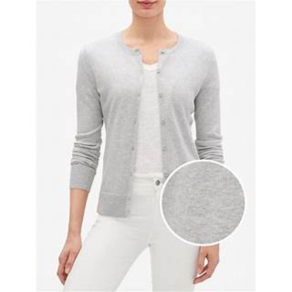GAP light grey cardigan